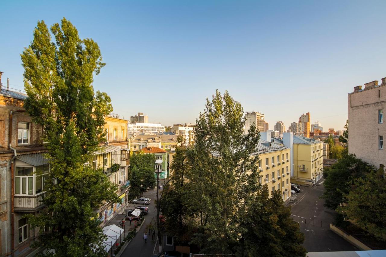 Apartments On Ploshcha Ukrainskykh Heroiv Kiev Eksteriør bilde